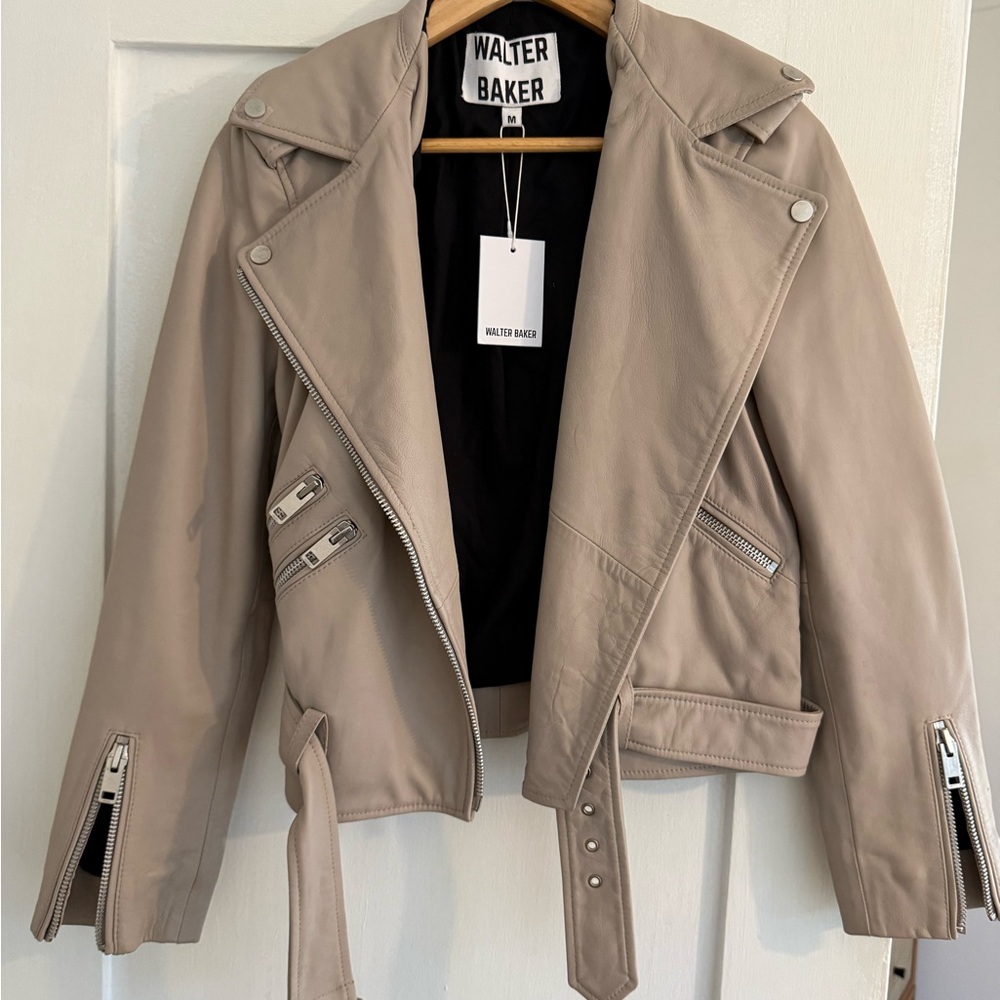 Walter Baker Women's Tan Beige Sand Genuine Leather Motorcycle Jacket new tags